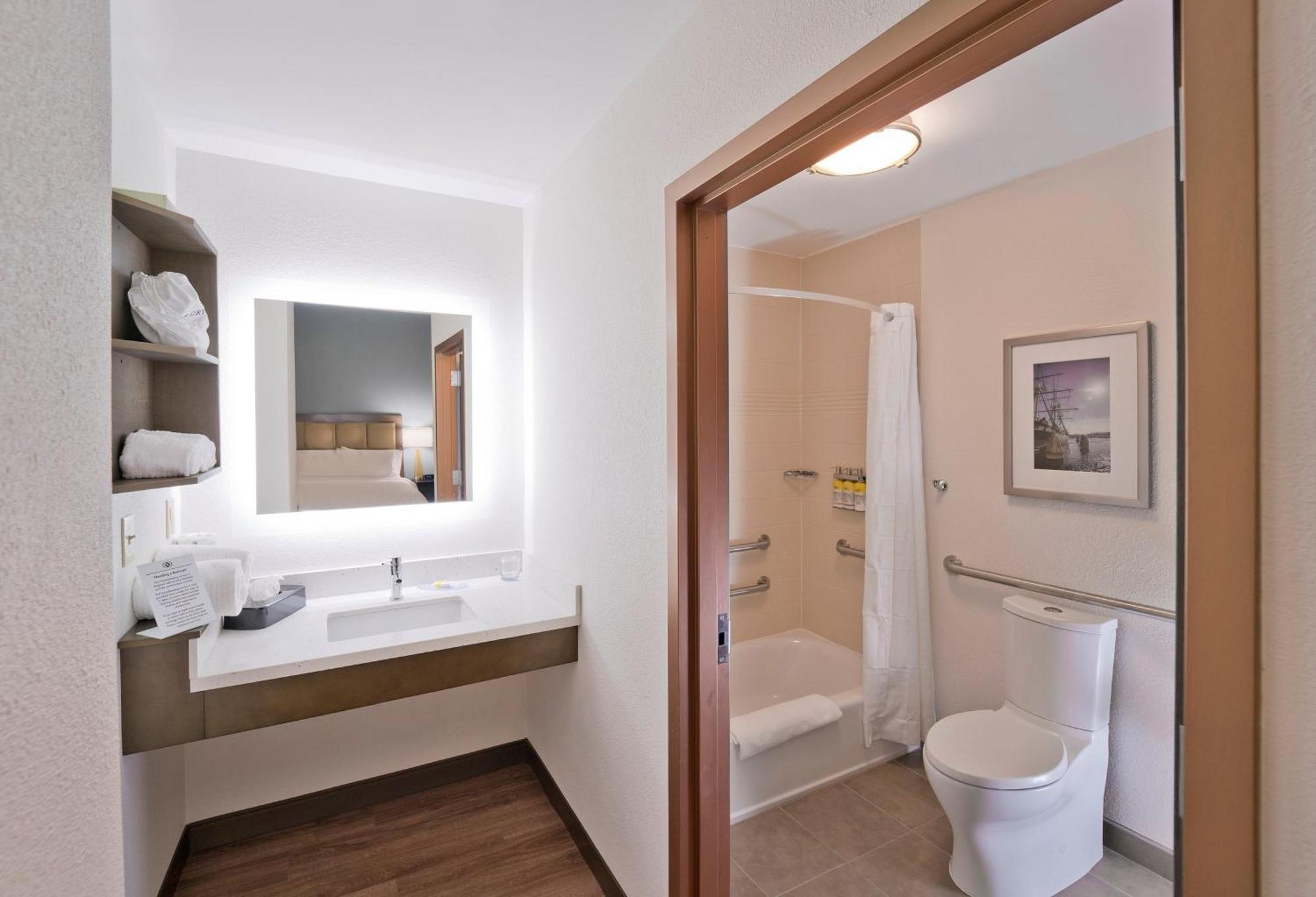 Candlewood Suites Baltimore - Inner Harbor By Ihg Екстериор снимка